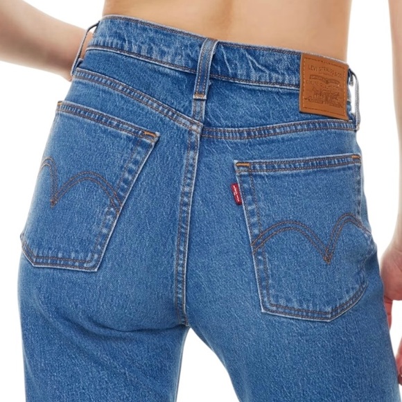 Levis Wedgie Jeans Womens 27 Blue Denim Straight Leg Button Fly High Rise Waist - Picture 3 of 12